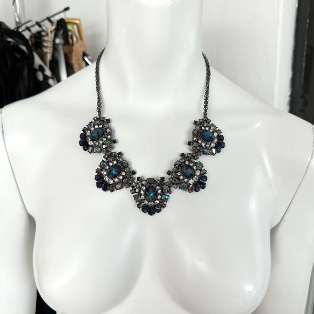 Belle Badgley Mischka Set - Picture 4 of 5